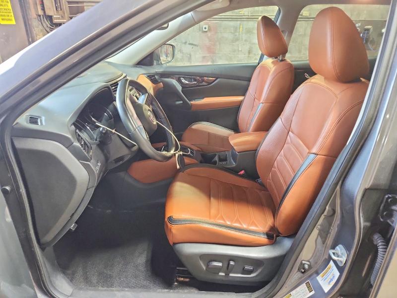 67619586 :رقم المزاد ، 5N1AT2MVXHC741727 vin ، 2017 Nissan Rogue مزاد بيع