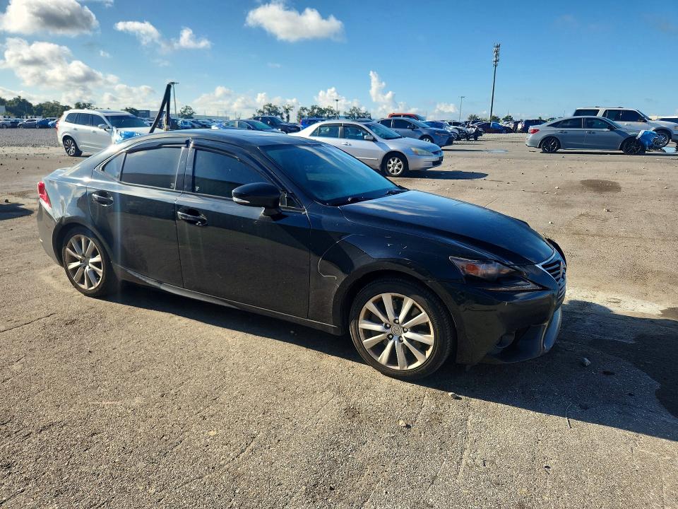 Продаж на аукціоні авто 2016 Lexus Is, vin: JTHBA1D23G5029298, номер лоту: 68922006