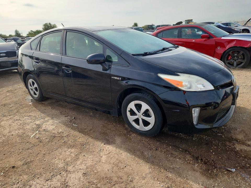 67752816 :رقم المزاد ، JTDKN3DU4F0405652 vin ، 2015 Toyota Prius مزاد بيع