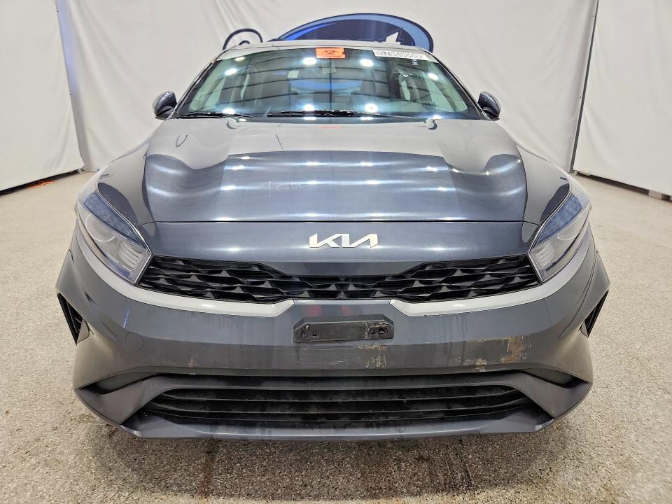 2023 Kia Forte მანქანა იყიდება აუქციონზე, vin: 3KPF24AD9PE525623, აუქციონის ნომერი: 67969066