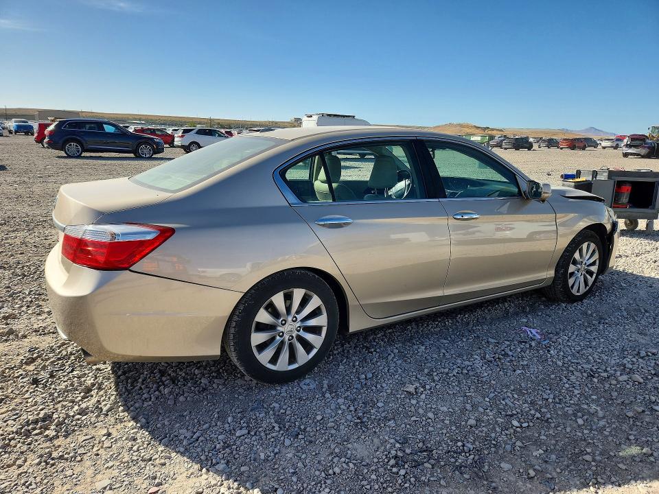 2015 Honda Accord მანქანა იყიდება აუქციონზე, vin: 1HGCR2F8XFA046547, აუქციონის ნომერი: 66997936