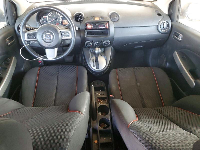 69196936 :رقم المزاد ، JM1DE1HY5B0101685 vin ، 2011 Mazda Mazda2 مزاد بيع