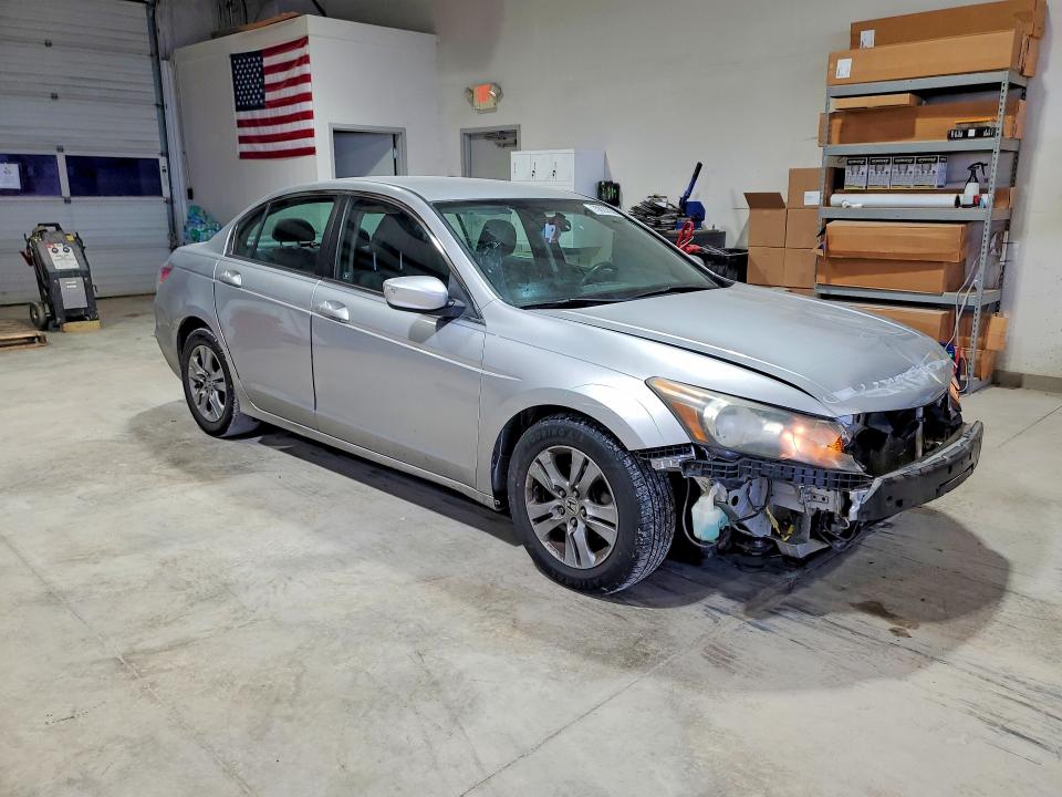 Продаж на аукціоні авто 2011 Honda Accord, vin: 1HGCP2F43BA100946, номер лоту: 70820026