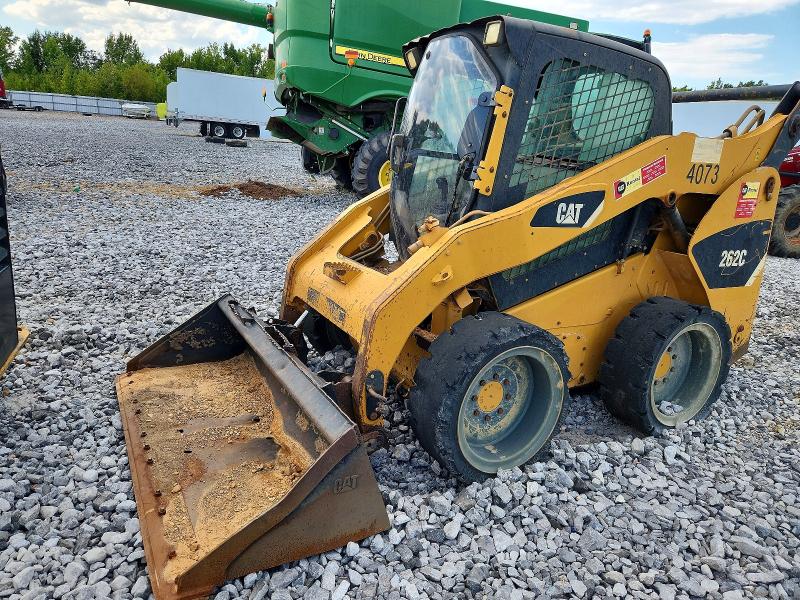 66987536 :رقم المزاد ، CAT0262CJMST04073 vin ، 2017 Caterpillar 236d Skid Steer مزاد بيع