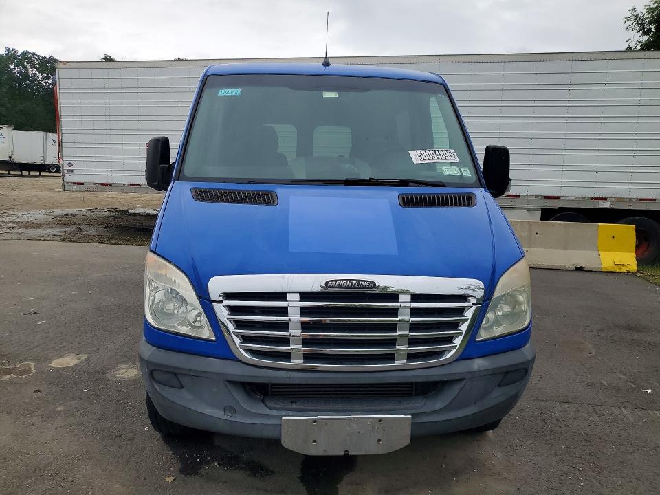 2011 Freightliner Sprinter მანქანა იყიდება აუქციონზე, vin: WDYPE7CC6B5570559, აუქციონის ნომერი: 58094896