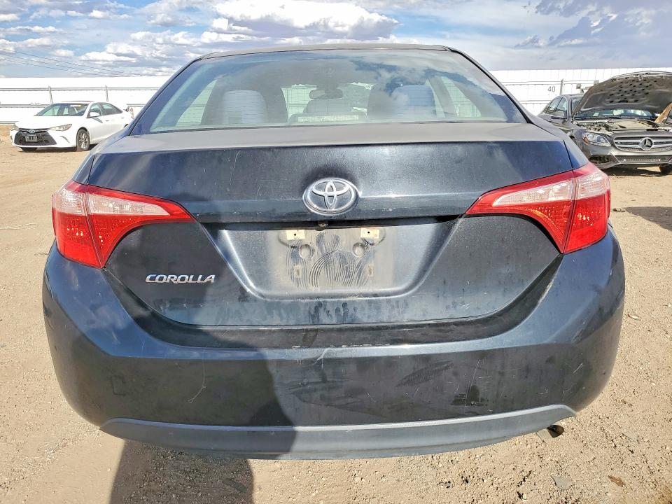 Aukcja sprzedaży 2018 Toyota Corolla, vin: 5YFBURHE4JP833440, numer aukcji: 69634046