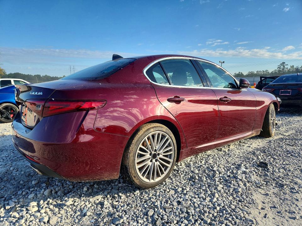 68037976 :رقم المزاد ، ZARFAMBN9K7612124 vin ، 2019 Alfa Romeo Giulia مزاد بيع