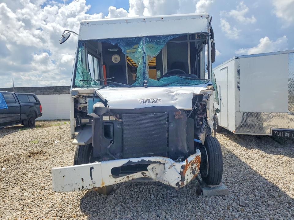 Продаж на аукціоні авто 2020 Freightliner Mt45 Chassis, vin: 4UZAAPFD8LCMC6579, номер лоту: 51974516
