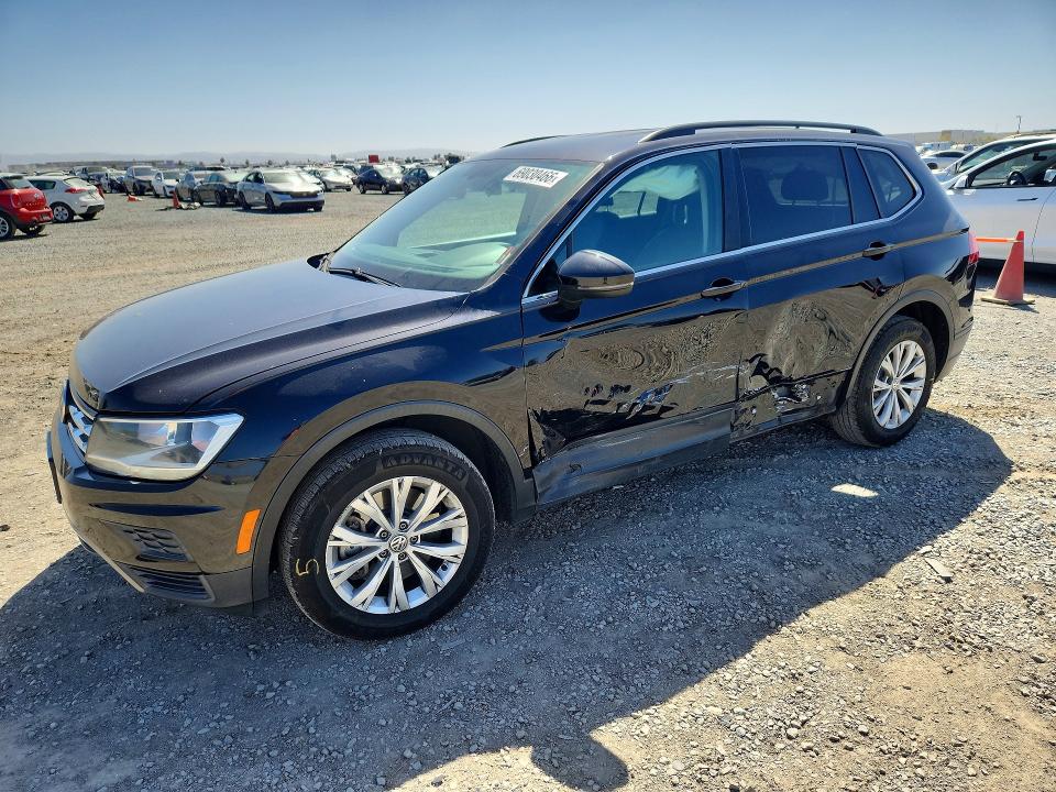 69030466 :رقم المزاد ، 3VV3B7AX4KM066564 vin ، 2019 Volkswagen Tiguan مزاد بيع