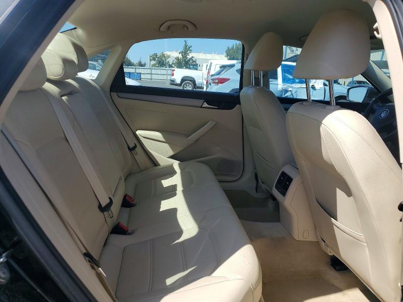 69209446 :رقم المزاد ، 1VWBP7A38EC003558 vin ، 2014 Volkswagen Passat مزاد بيع