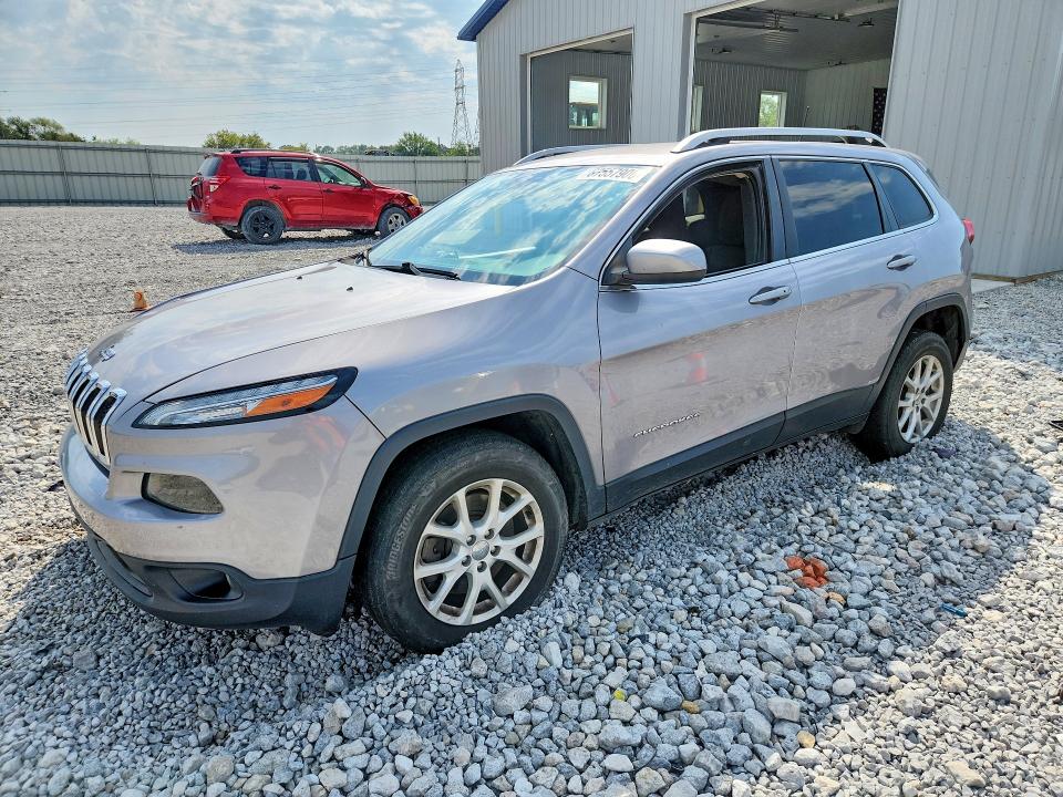 Auction sale of the 2017 Jeep Cherokee, vin: 1C4PJMCS1HD213799, lot number: 67557906
