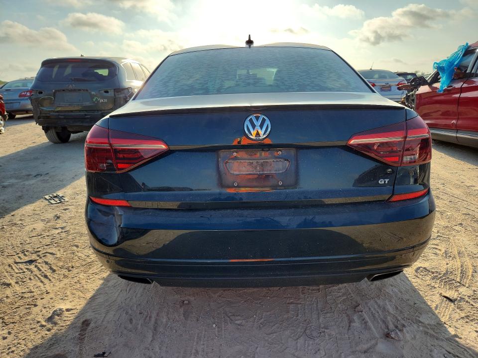 2018 Volkswagen Passat მანქანა იყიდება აუქციონზე, vin: 1VWJM7A3XJC036222, აუქციონის ნომერი: 68082046