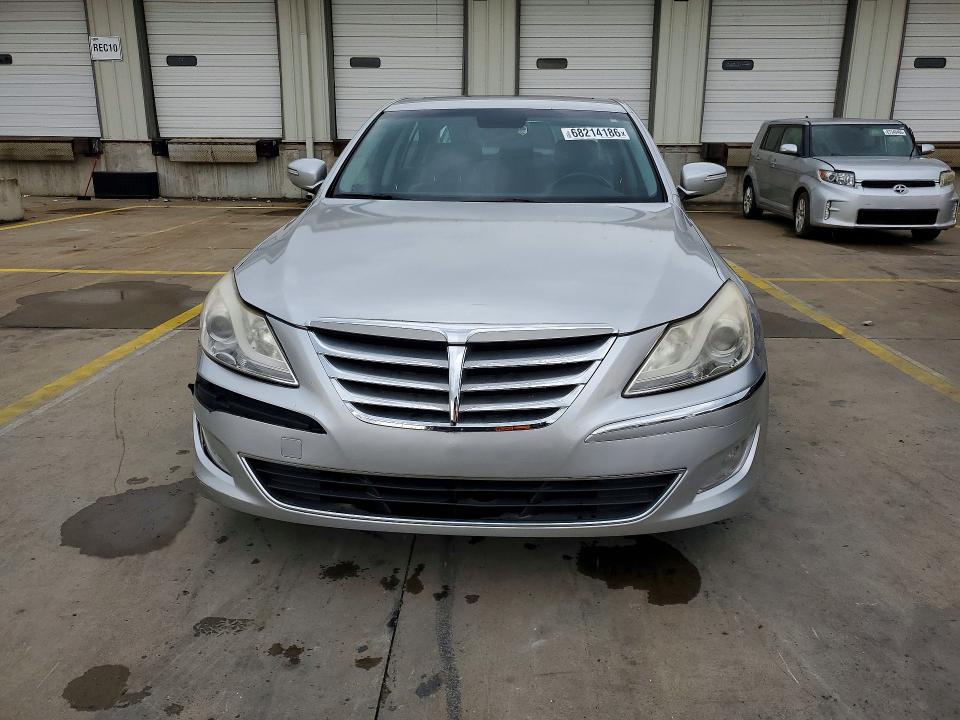 2013 Hyundai Genesis მანქანა იყიდება აუქციონზე, vin: KMHGC4DD7DU221079, აუქციონის ნომერი: 68214186