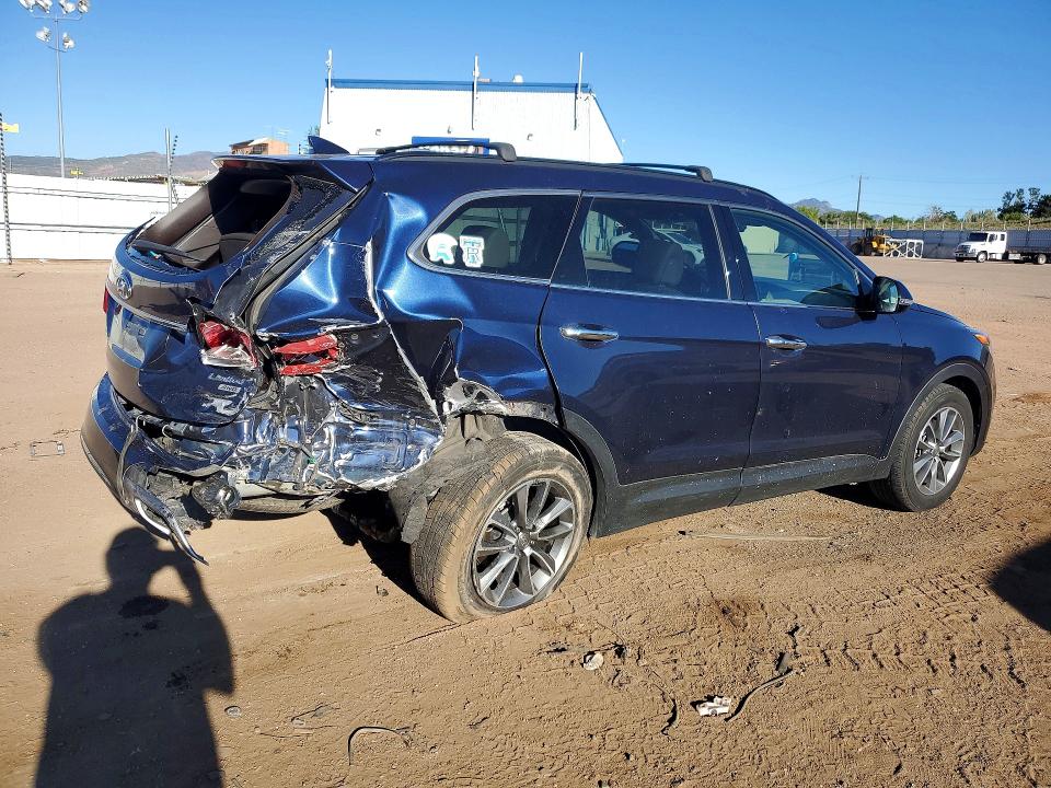 2017 Hyundai Santa Fe მანქანა იყიდება აუქციონზე, vin: KM8SNDHF7HU175078, აუქციონის ნომერი: 68361956