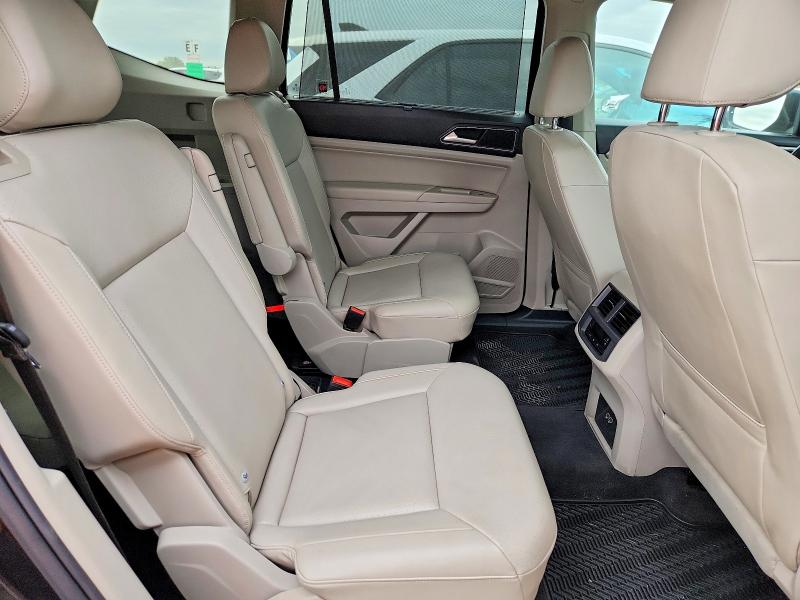 2018 Volkswagen Atlas მანქანა იყიდება აუქციონზე, vin: 1V2RR2CA0JC567529, აუქციონის ნომერი: 70448646