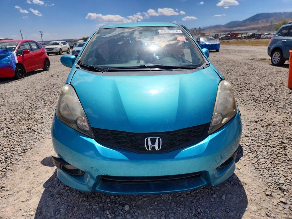67027276 :رقم المزاد ، JHMGE8H55DC028717 vin ، 2013 Honda Fit مزاد بيع