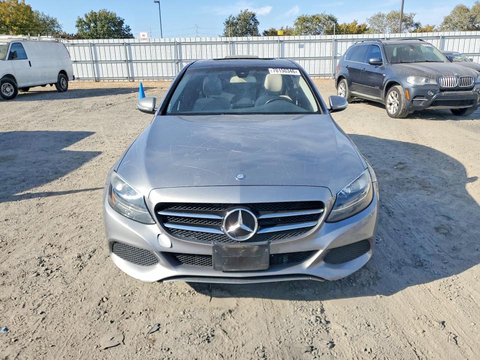 Продаж на аукціоні авто 2015 Mercedes-benz C, vin: 55SWF4KB0FU021809, номер лоту: 70150346