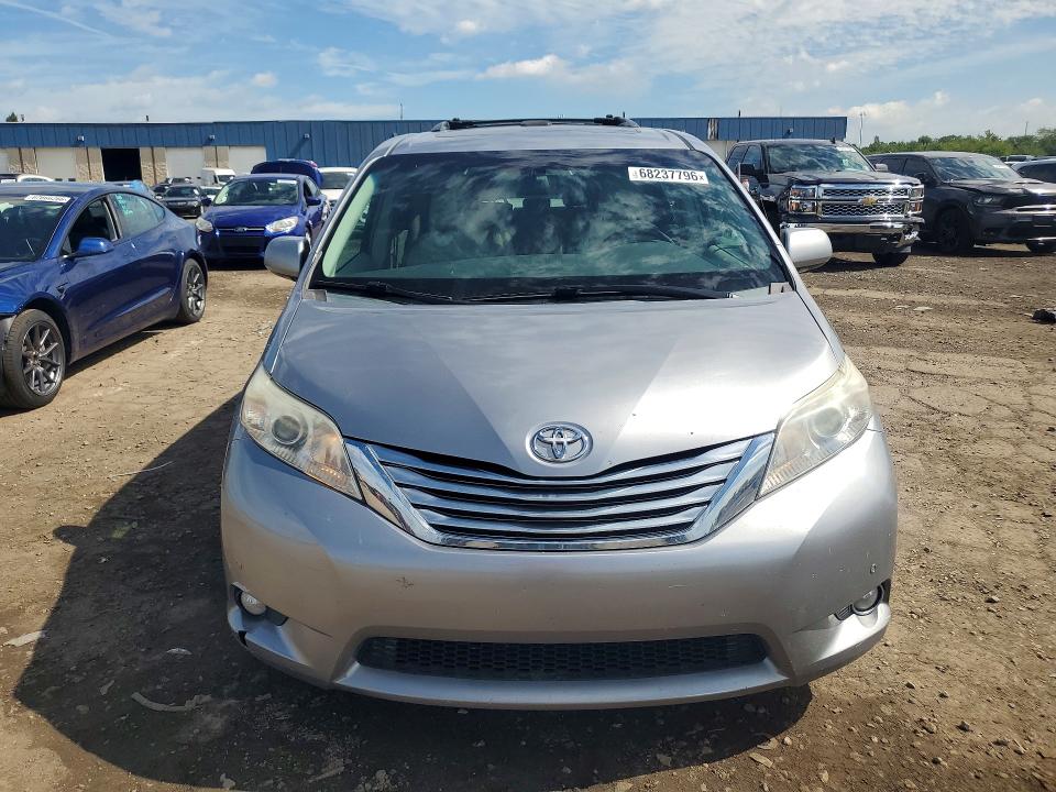 Продаж на аукціоні авто 2011 Toyota Sienna, vin: 5TDDK3DC9BS029482, номер лоту: 68237796