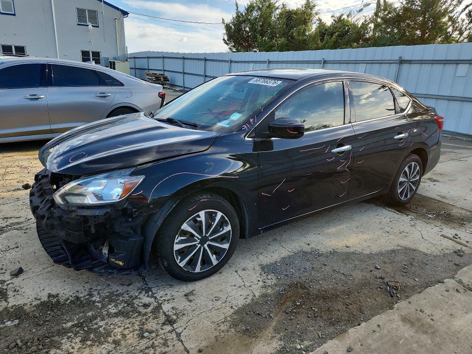 Продажа на аукционе авто 2016 Nissan Sentra, vin: 3N1AB7AP2GL643680, номер лота: 69766376