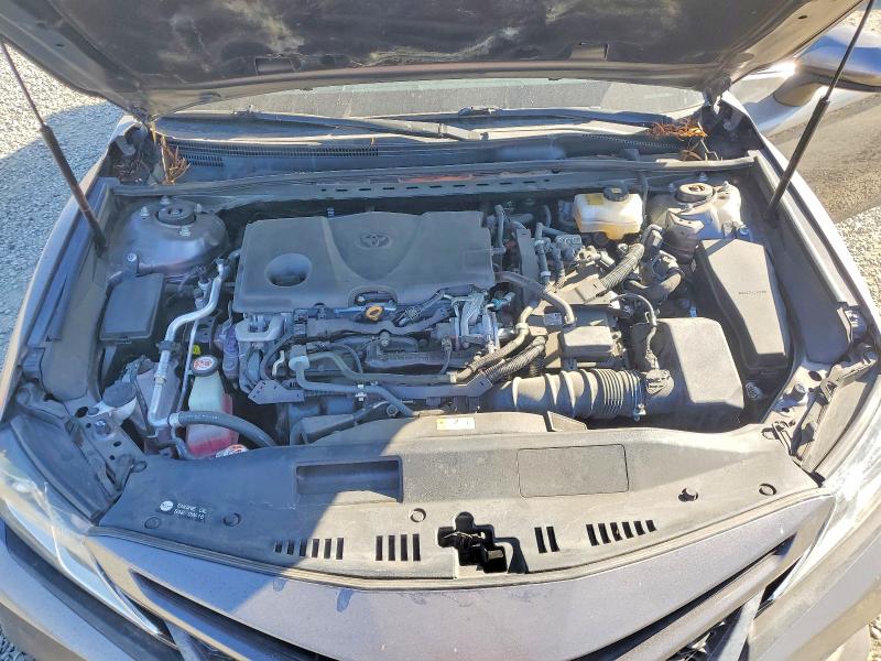 2018 Toyota Camry Hybrid მანქანა იყიდება აუქციონზე, vin: 4T1B21HK1JU510216, აუქციონის ნომერი: 70810866