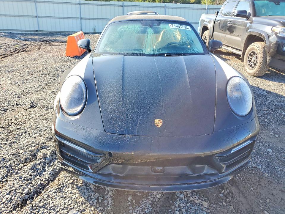 71061756 :رقم المزاد ، WP0BB2A92MS235716 vin ، 2021 Porsche 911 مزاد بيع