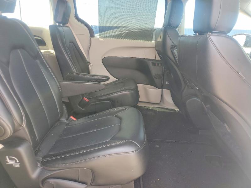 68750256 :رقم المزاد ، 2C4RC1BGXRR116517 vin ، 2024 Chrysler Pacifica مزاد بيع