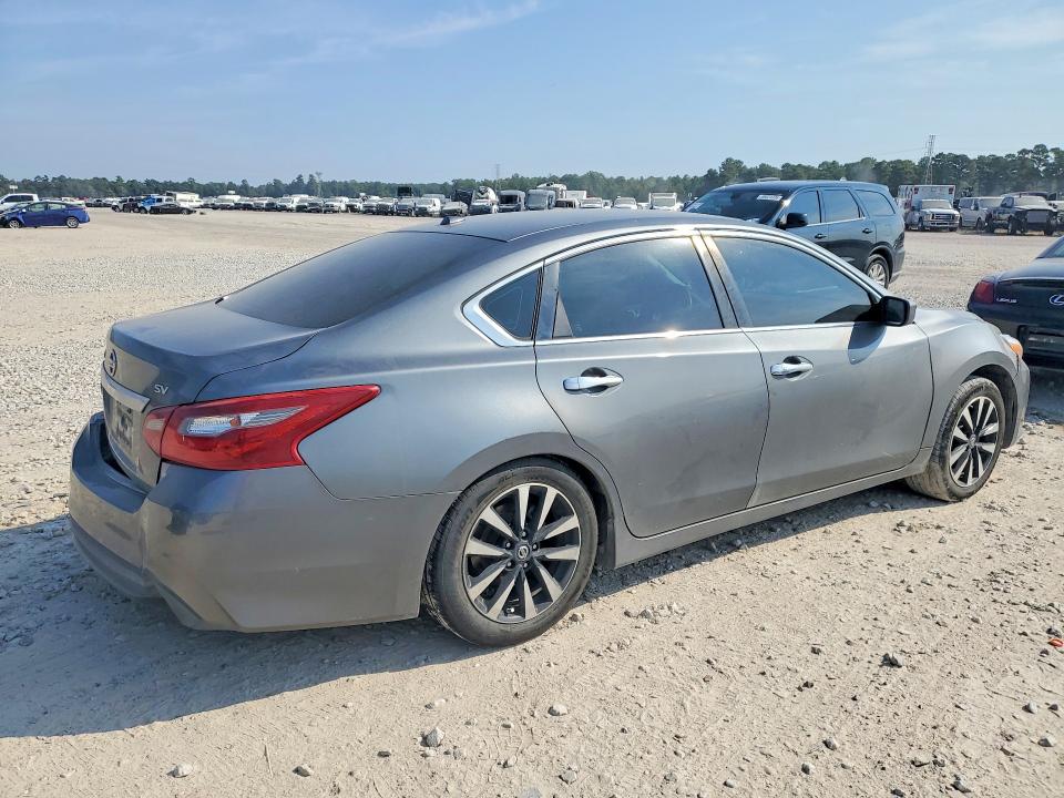 Продаж на аукціоні авто 2018 Nissan Altima, vin: 1N4AL3AP7JC262175, номер лоту: 70263756
