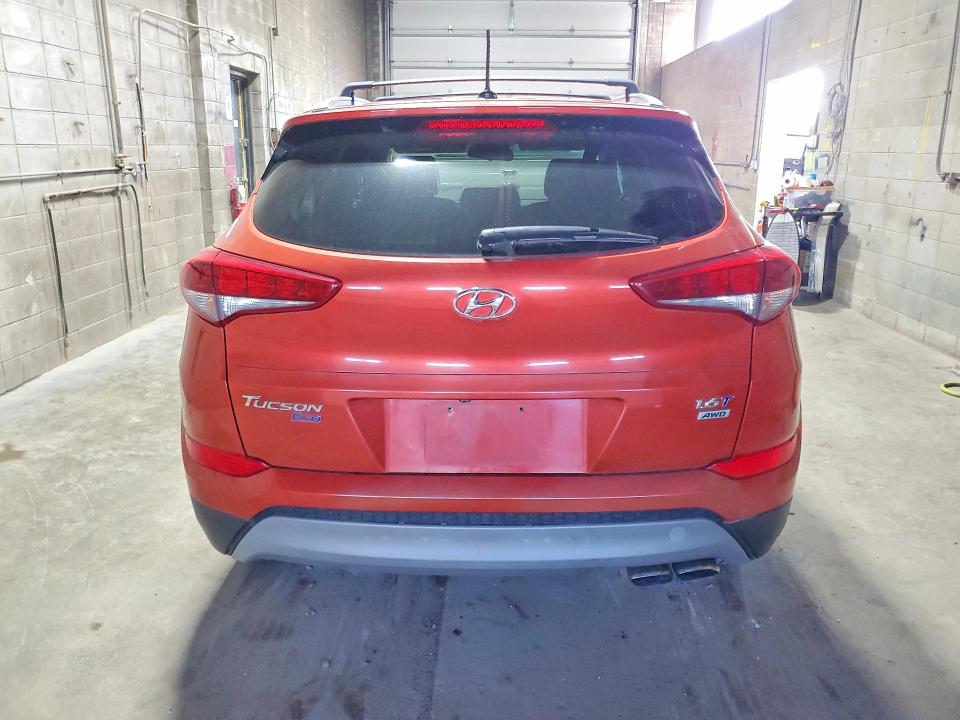 70725626 :رقم المزاد ، KM8J3CA20HU339712 vin ، 2017 Hyundai Tucson مزاد بيع