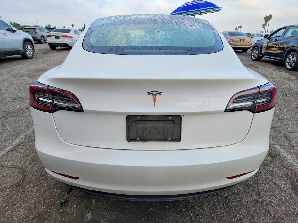 68578476 :رقم المزاد ، 5YJ3E1EA8MF028836 vin ، 2021 Tesla Model 3 مزاد بيع