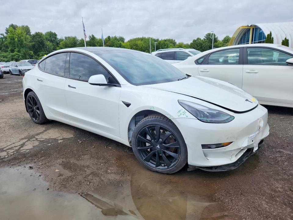 66410046 :رقم المزاد ، 5YJ3E1EA3MF043812 vin ، 2021 Tesla Model 3 مزاد بيع