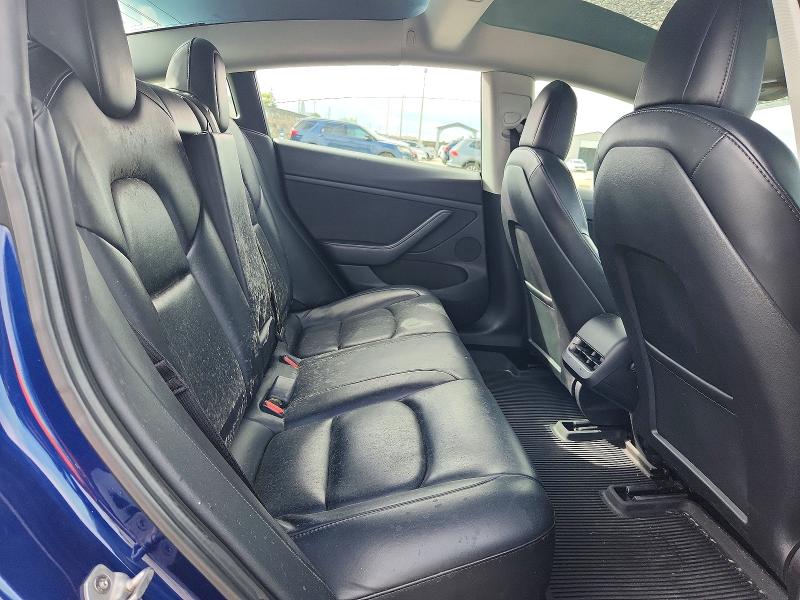 2022 Tesla Model 3 მანქანა იყიდება აუქციონზე, vin: 5YJ3E1EA1NF369898, აუქციონის ნომერი: 70176556