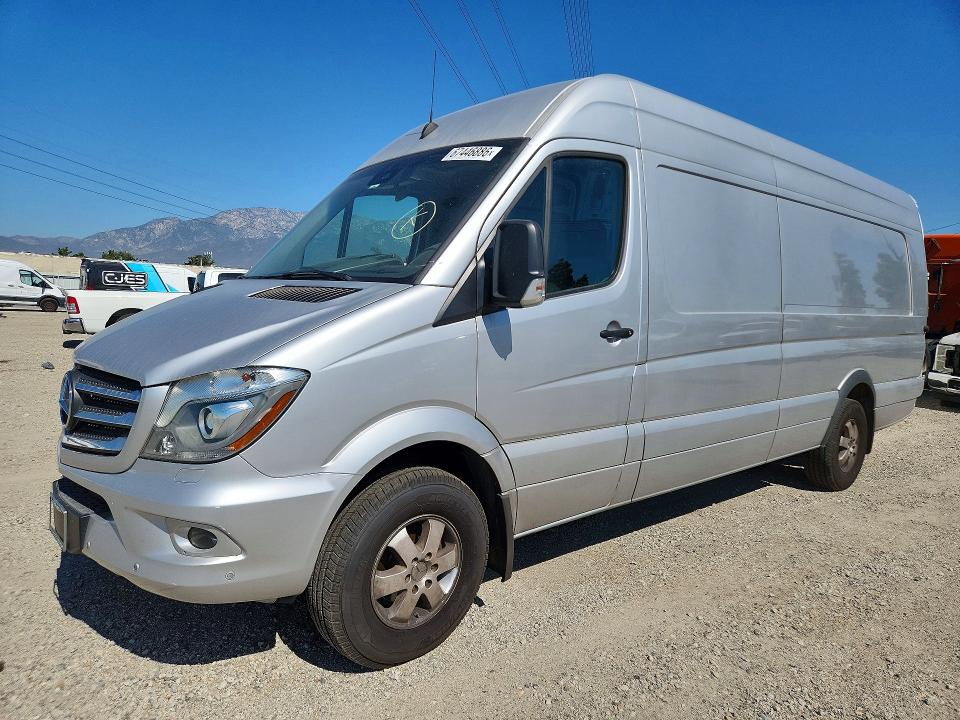 67446886 :رقم المزاد ، WD3PE8CD3GP347119 vin ، 2016 Mercedes-benz Sprinter مزاد بيع