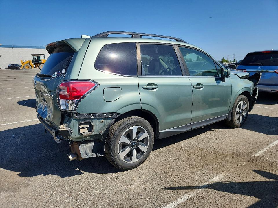 69354546 :رقم المزاد ، JF2SJARC5HH429917 vin ، 2017 Subaru Forester مزاد بيع
