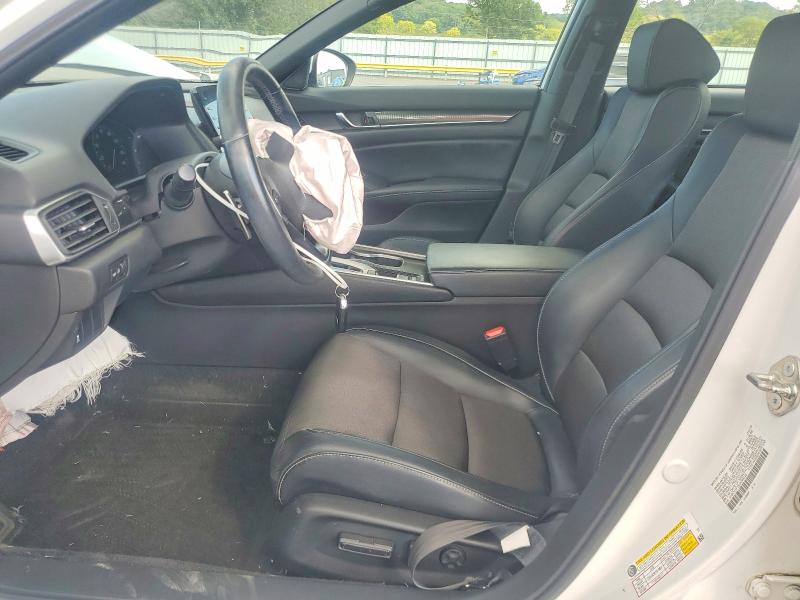 Продаж на аукціоні авто 2018 Honda Accord, vin: 1HGCV1F35JA085520, номер лоту: 68742336