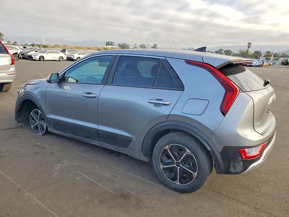 2026 Kia Niro მანქანა იყიდება აუქციონზე, vin: KNDCP3LE9T5362143, აუქციონის ნომერი: 69979656