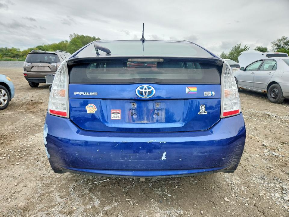 70387616 :رقم المزاد ، JTDKN3DU2B0281083 vin ، 2011 Toyota Prius مزاد بيع