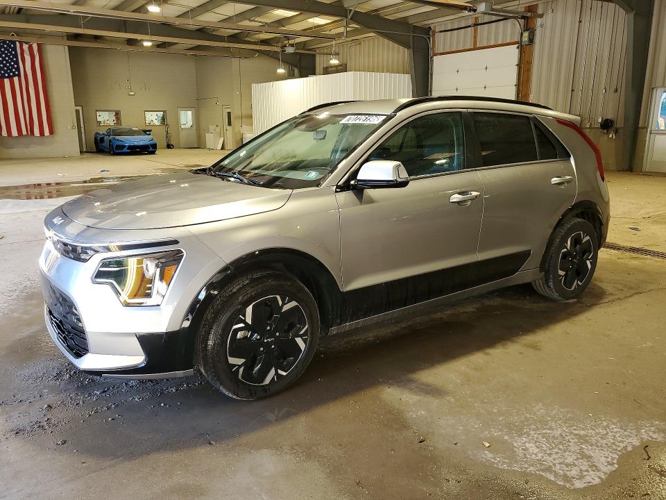 2023 Kia Niro მანქანა იყიდება აუქციონზე, vin: KNDCR3L10P5071463, აუქციონის ნომერი: 70726196