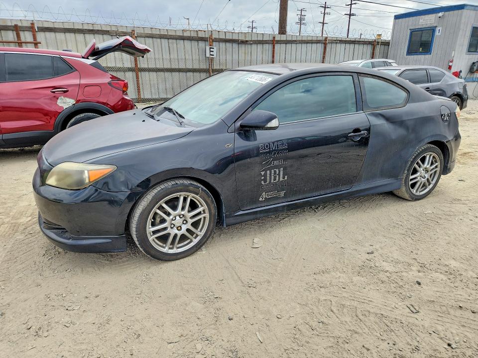 68712606 :رقم المزاد ، JTKDE167X70189482 vin ، 2007 Toyota Scion Tc مزاد بيع