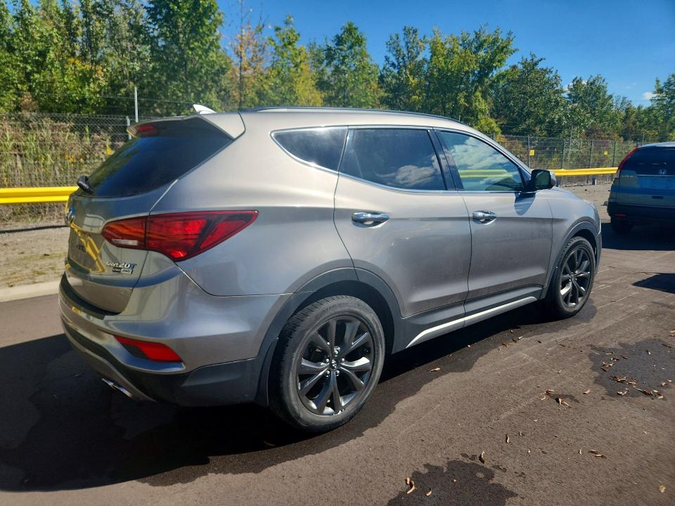 2017 Hyundai Santa Fe Sport მანქანა იყიდება აუქციონზე, vin: 5XYZWDLA1HG426223, აუქციონის ნომერი: 70771916