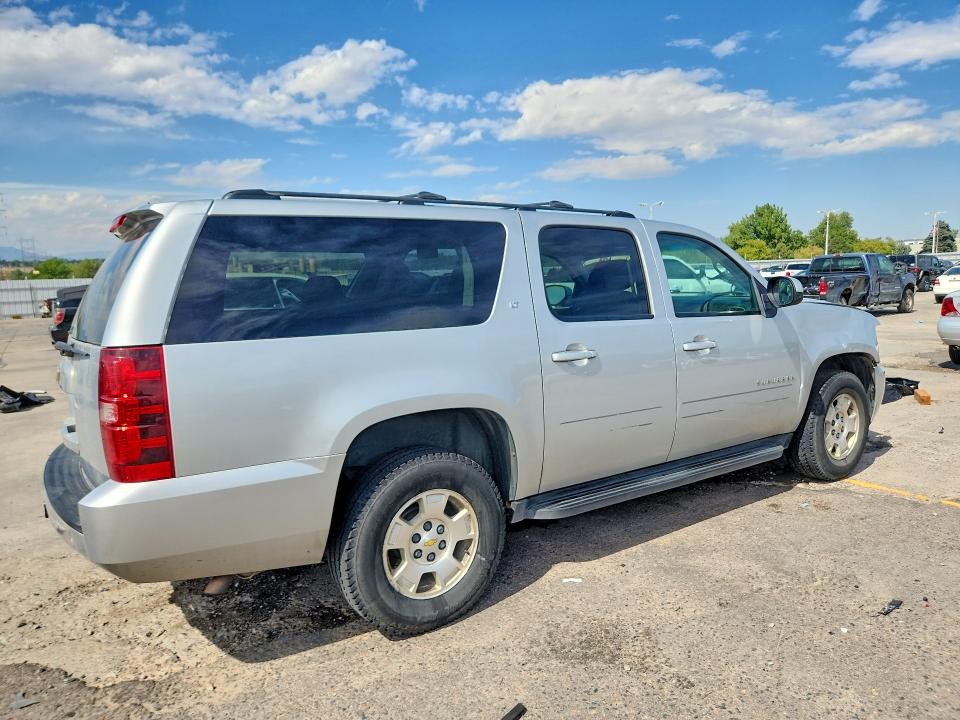 Продажа на аукционе авто 2014 Chevrolet Suburban, vin: 1GNSKJE70ER121801, номер лота: 68588296