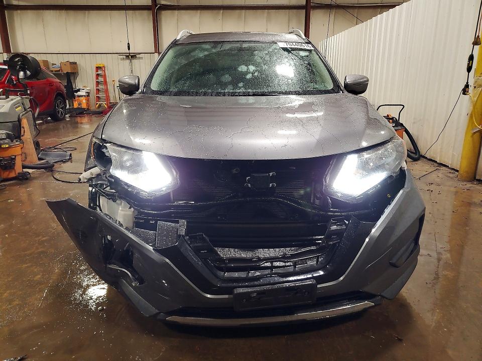 2018 Nissan Rogue მანქანა იყიდება აუქციონზე, vin: 5N1AT2MV0JC774578, აუქციონის ნომერი: 70440616
