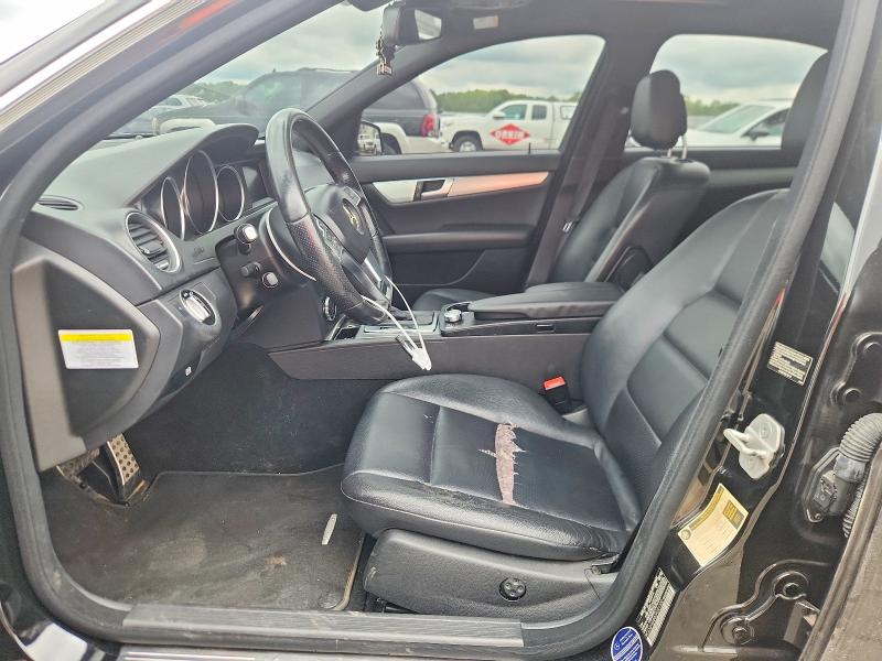 2013 Mercedes-benz C მანქანა იყიდება აუქციონზე, vin: WDDGF8AB0DR301550, აუქციონის ნომერი: 68530626