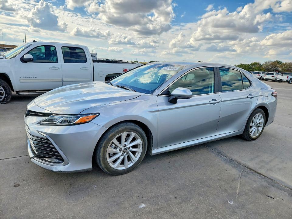 71194676 :رقم المزاد ، 4T1C11AK6PU791150 vin ، 2023 Toyota Camry مزاد بيع