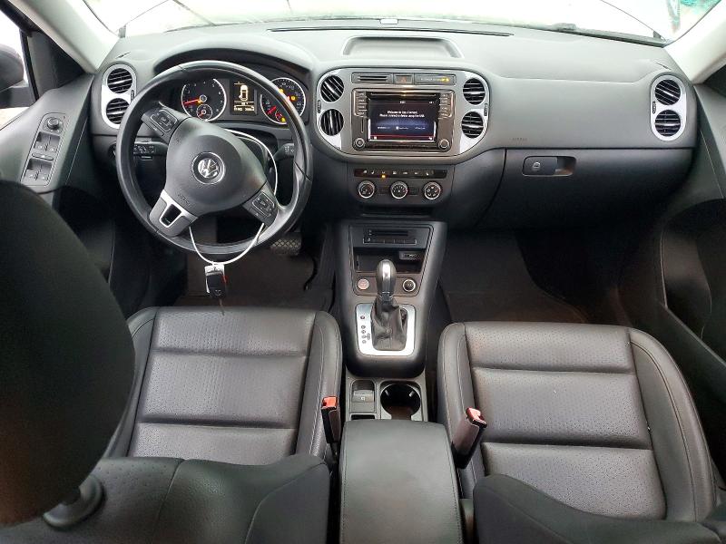 68829326 :رقم المزاد ، WVGAV7AX9HK027431 vin ، 2017 Volkswagen Tiguan مزاد بيع