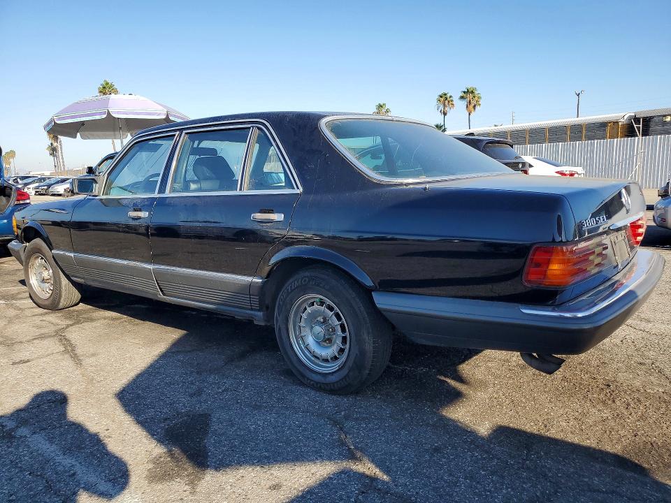 1983 Mercedes-benz 380 მანქანა იყიდება აუქციონზე, vin: WDBCA33AXDB046010, აუქციონის ნომერი: 70346006