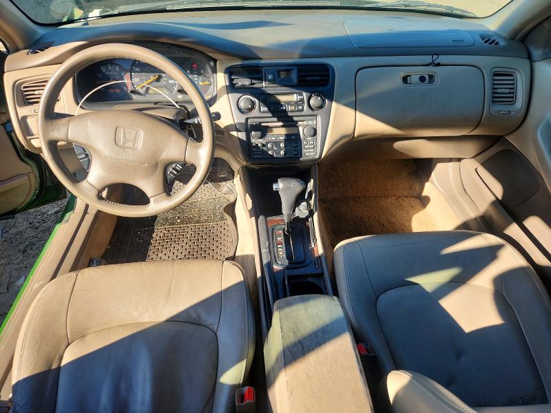 Продаж на аукціоні авто 1998 Honda Accord, vin: 1HGCG1659WA059912, номер лоту: 68880426