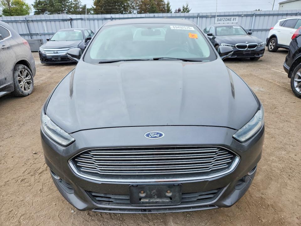 69492576 :رقم المزاد ، 3FA6P0H95FR201416 vin ، 2015 Ford Fusion مزاد بيع