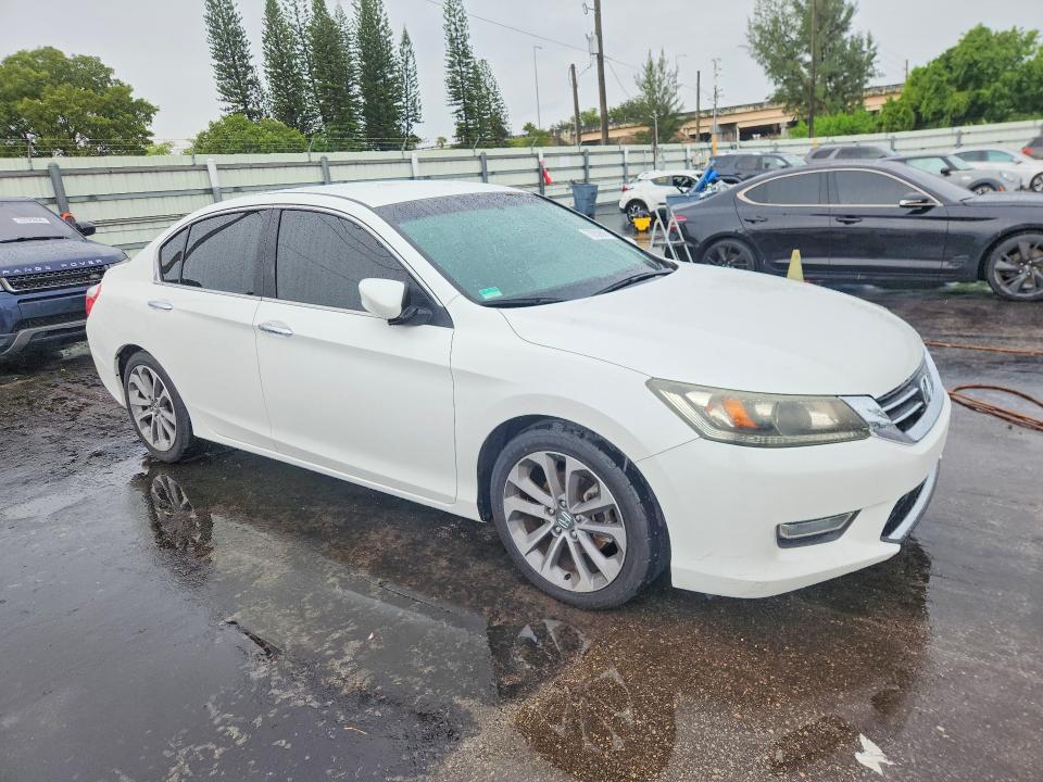 2013 Honda Accord მანქანა იყიდება აუქციონზე, vin: 1HGCR2F56DA113907, აუქციონის ნომერი: 70956606