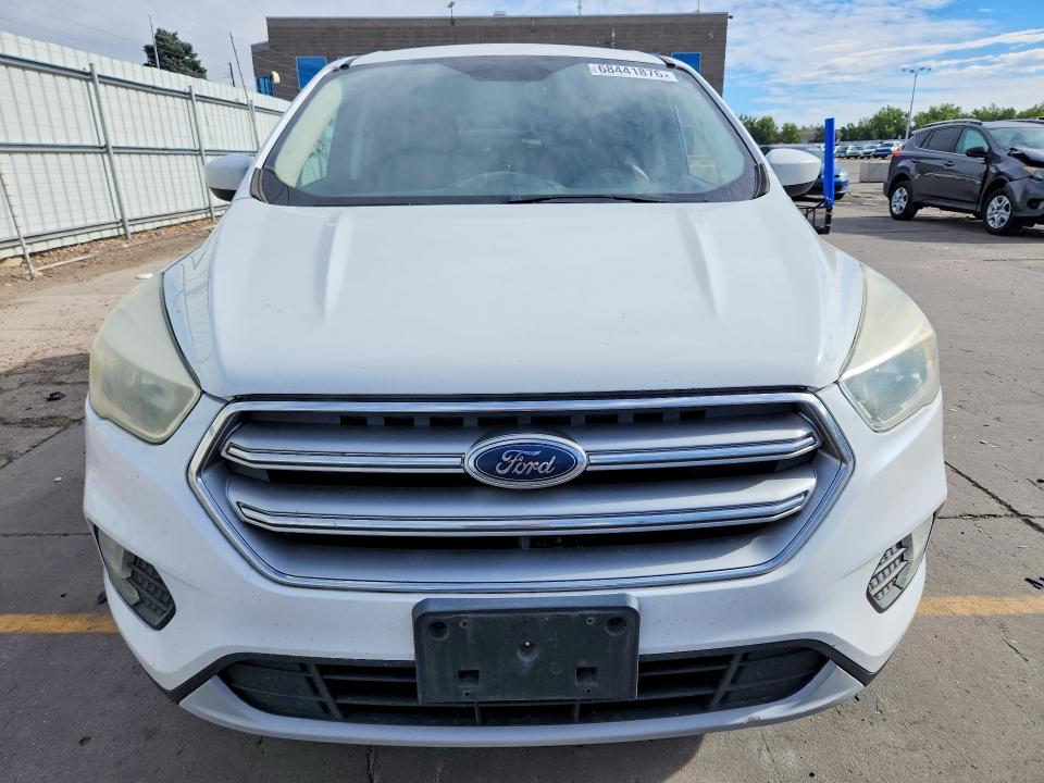 Продажа на аукционе авто 2017 Ford Escape, vin: 1FMCU9GD9HUC34474, номер лота: 68441876