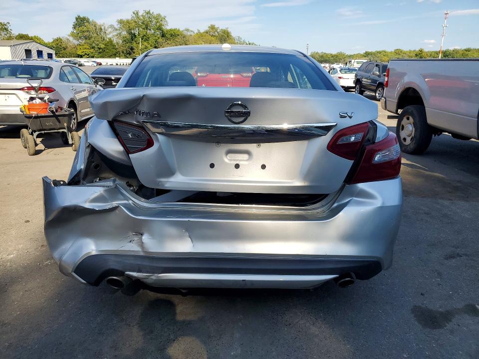 2018 Nissan Altima მანქანა იყიდება აუქციონზე, vin: 1N4AL3AP7JC270471, აუქციონის ნომერი: 68185006